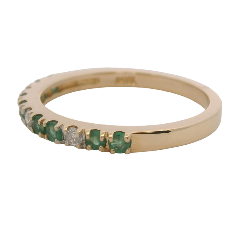 Vintage Solid 14kt Diamond and Green Emerald Accent Stackable 2mm Ring Size 7