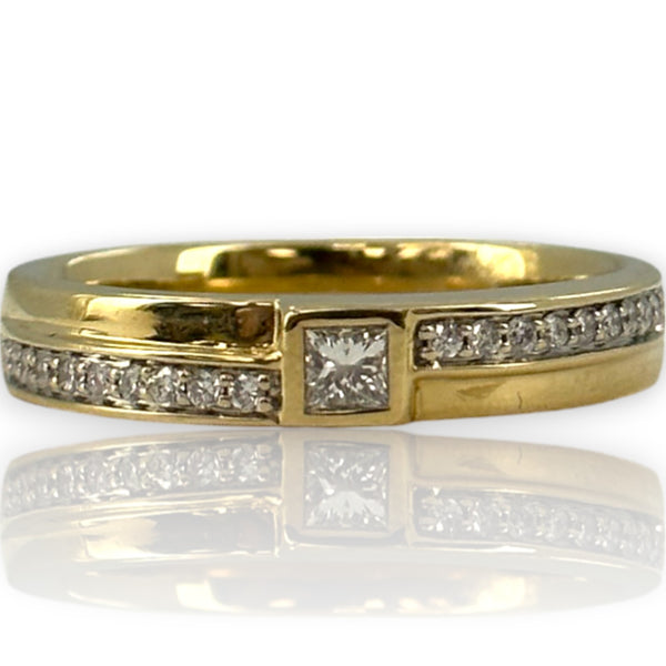 ZAC Zac Posen for Blue Nile Solid 14kt Yellow Gold Bezel Set Princess Cut Diamond Ring With Diamond Accent Band Size 10