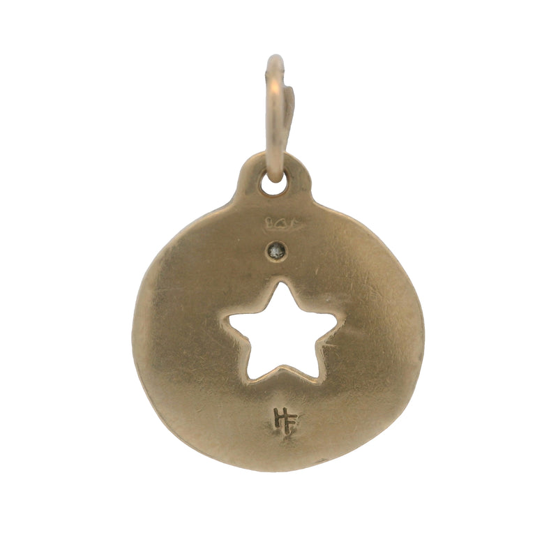 Charm de estrella recortada de oro amarillo de 14 kt de Helen Ficalora con colgante de diamante
