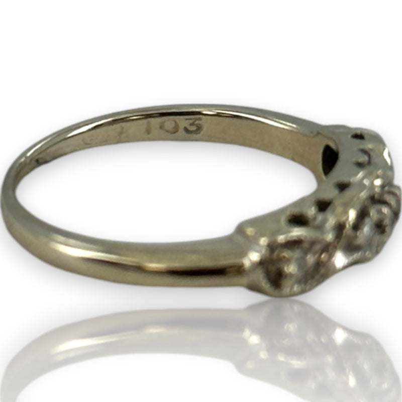 Vintage 1940-50s 14kt White Gold and Diamond Swirl Pattern Milgrain Wedding Band Ring