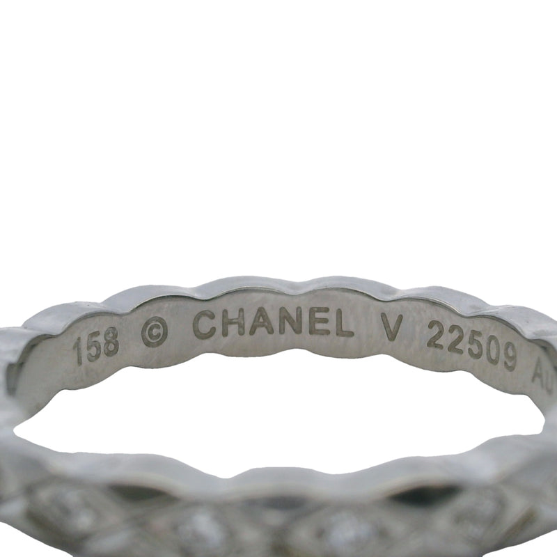 Chanel 18kt White Gold Coco Crush Quilted Pattern Eternity 0.34ctw Diamond Ring Size 8.5 58