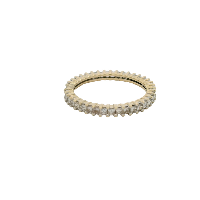 Anillo de eternidad apilable de oro amarillo de 14 kt con diamantes de talla princesa de 3 mm, talla 8
