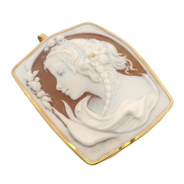 Antique 1930-50s Solid 18kt Yellow Gold Frame Conch Shell 3D Hand Carved Cameo Pin/Pendant Signed By Designer