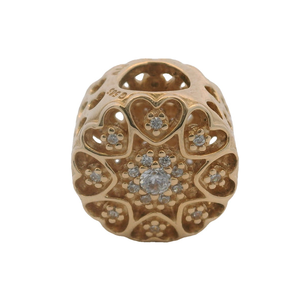 Charm separador recortado de corazones de oro amarillo macizo de 14 kt y circonitas cúbicas de Pandora retirado