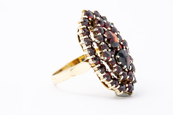 Victorian Revival Natural Almandine Garnet Navette Cluster 18K 750 Yellow Gold Ring S 7 1/4