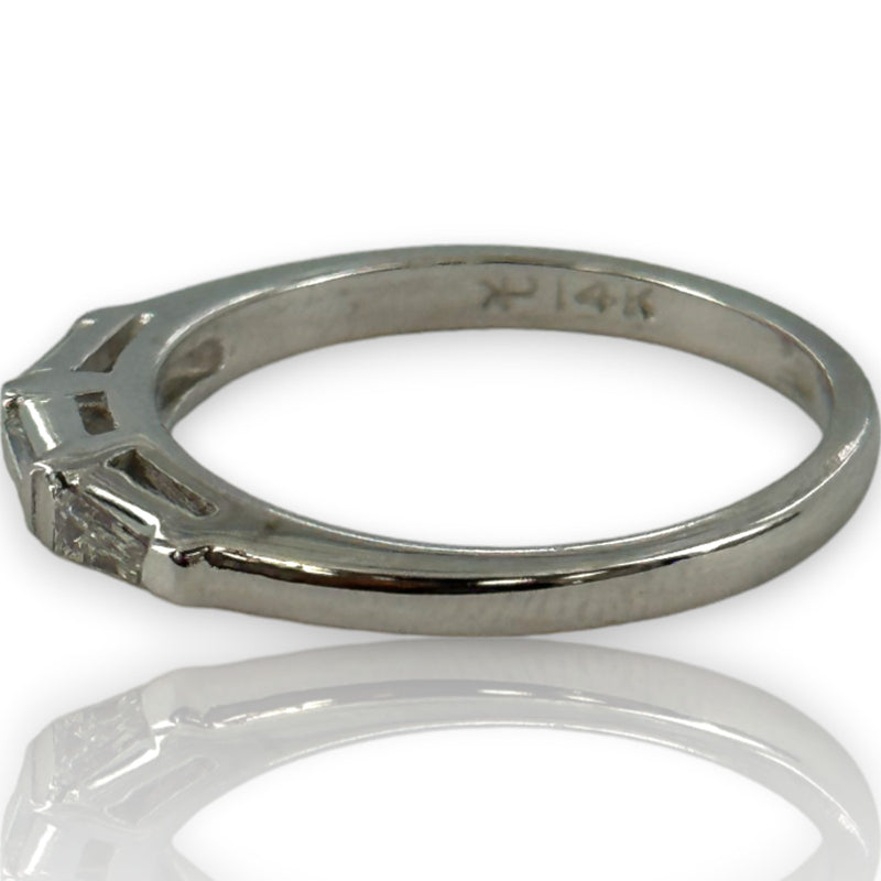 Vintage 14kt White Gold Graduated Baguette Diamond Wedding Accent Band