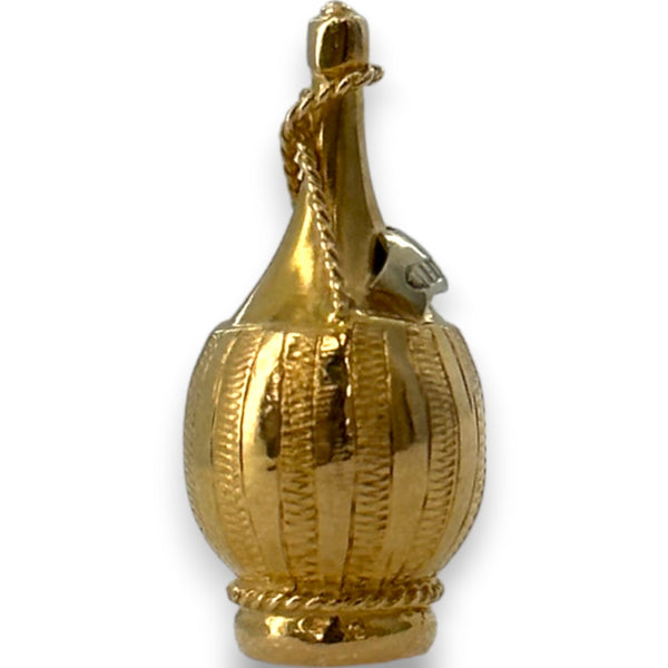 VintageChianti Wine Charm Made in Arezzo Pendant 18kt Yellow Gold Italian