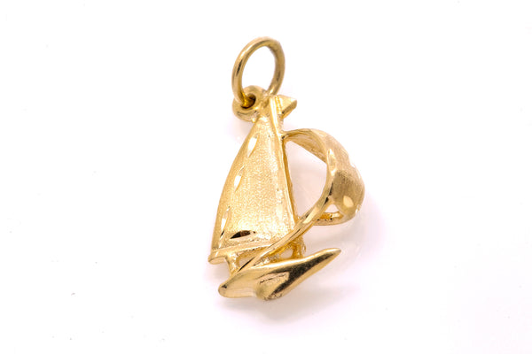 Vintage Water Sports Sail Boat 14Kt 585 Yellow Gold Charm Pendant
