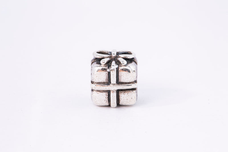 Pandora ALE Christmas Gift Box & Bow Bead 925 Sterling Silver Charm