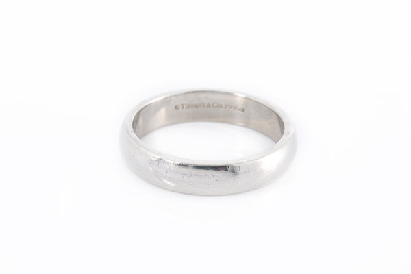 Tiffany & Co Classic Wedding Band Ring Platinum Pt950 4.5mm Size 8 1/4