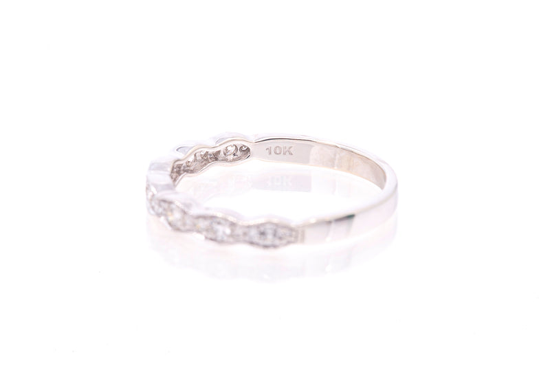 Diamond Wave Scalloped White Gold 10k 417 Wedding Band Ring Size 7.5