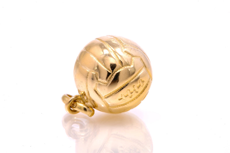 Vintage Volley Ball Sports 18Kt 750 Yellow Gold Hobby Charm Pendant