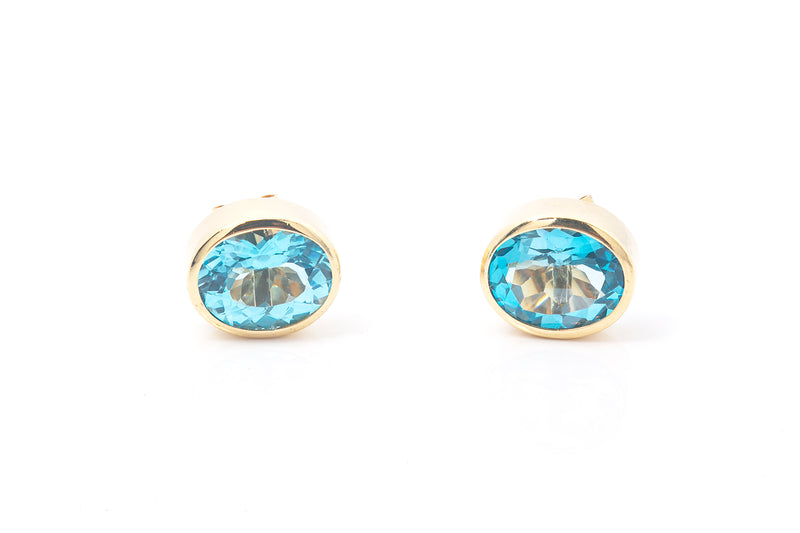 Oval Aquamarine Gemstone 18k 750 Yellow Gold Stud Bezel Earrings