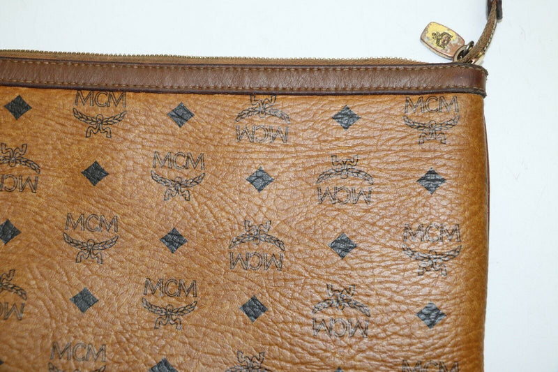 MCM: Visetose Camel Wristlet/Clutch Bag Golden