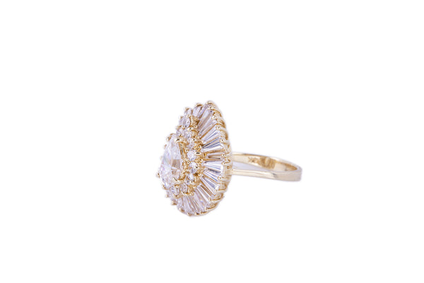 Cubic Zirconia Baguette Cocktail Cluster 14K 585 Yellow Gold CZ Ring Size 5 3/4