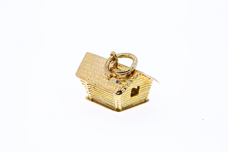Mokkielama Suomi Finland Cabin Chalet Charm 14K 585 Yellow Gold Cottage Pendant