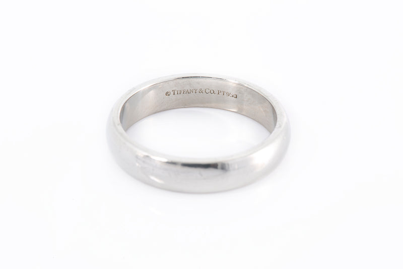 Tiffany & Co Classic Wedding Band Ring Platinum Pt950 4.5mm Size 8 1/4