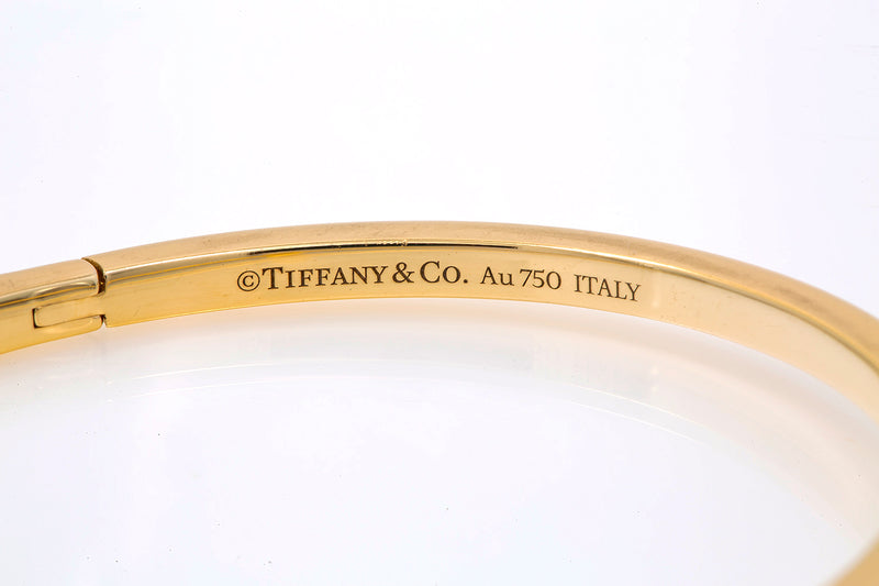 Tiffany & Co T1 Narrow Hinged 18k 750 Yellow Gold Sz Medium Bangle Bracelet MSRP $4200