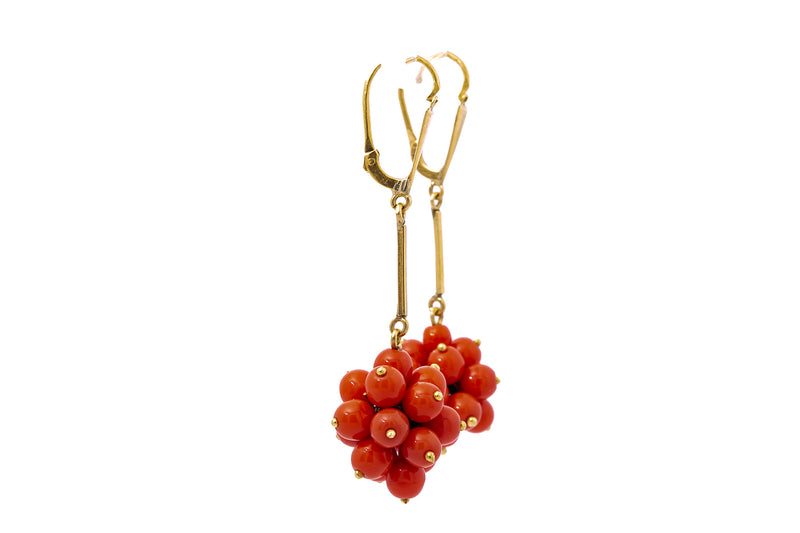 Vintage Coral Beaded Cluster Drop 18k 750 Yellow Gold Earrings