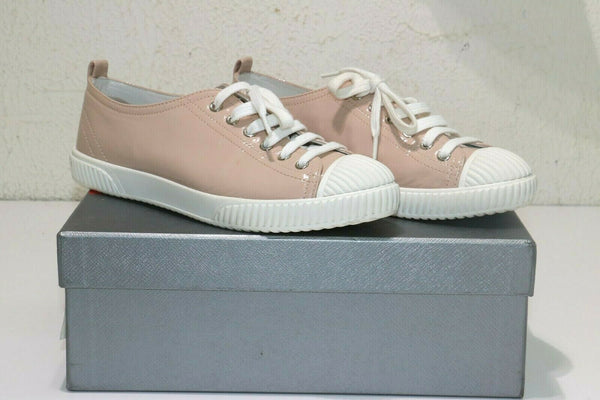 Prada: Women Leather Beige 3E 5876 Patent Lace Up Size US 7.5/38 EUR