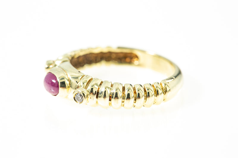 Scalloped Stackable Ruby & Diamond Accent 14k 585 Yellow Gold Band Ring